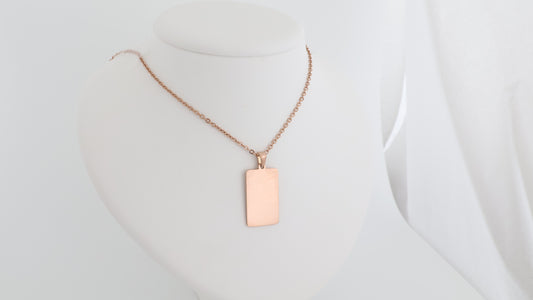 Stainless steel rectangle pendant with necklace