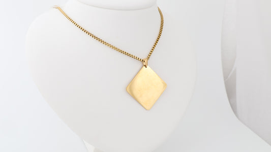 Stainless steel kite style square pendant with necklace