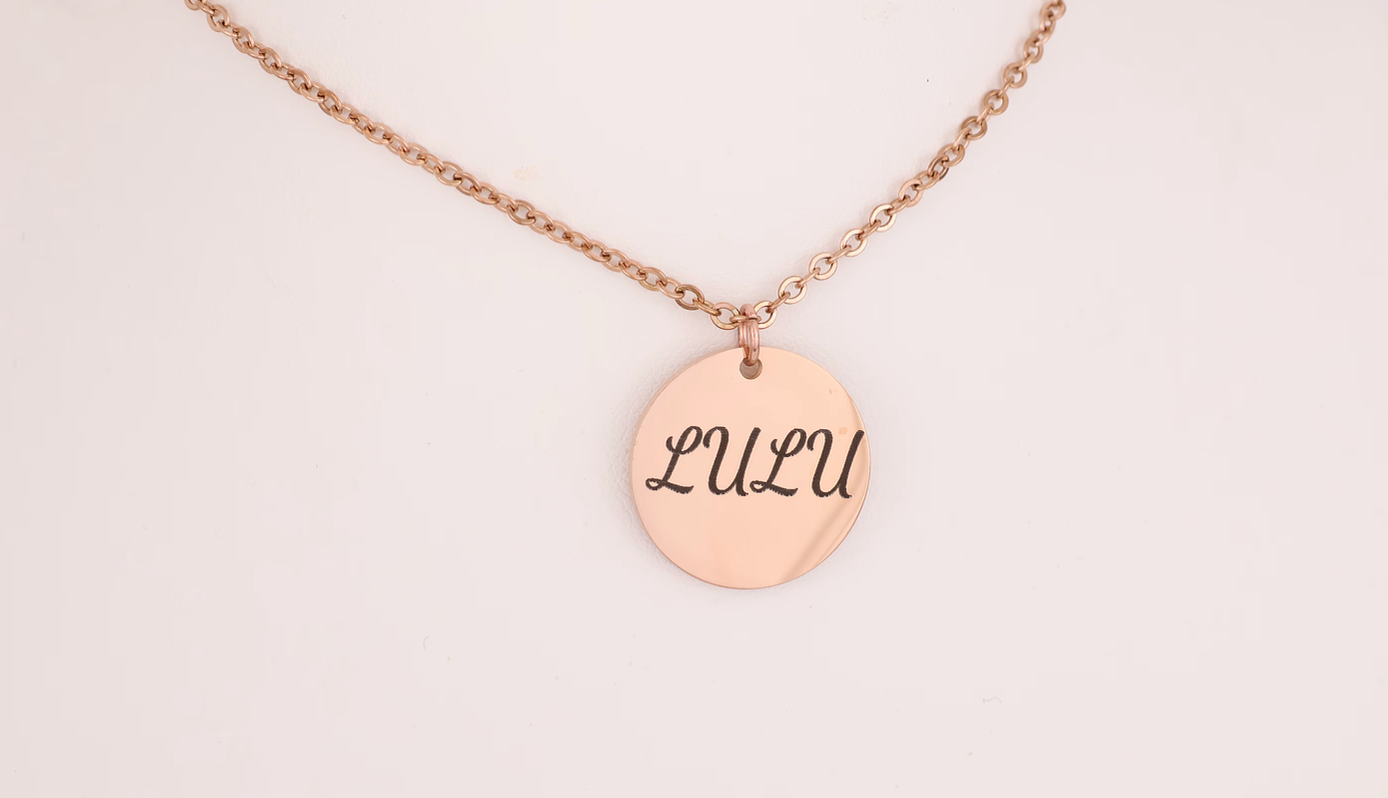 Stainless steel circle pendant with necklace